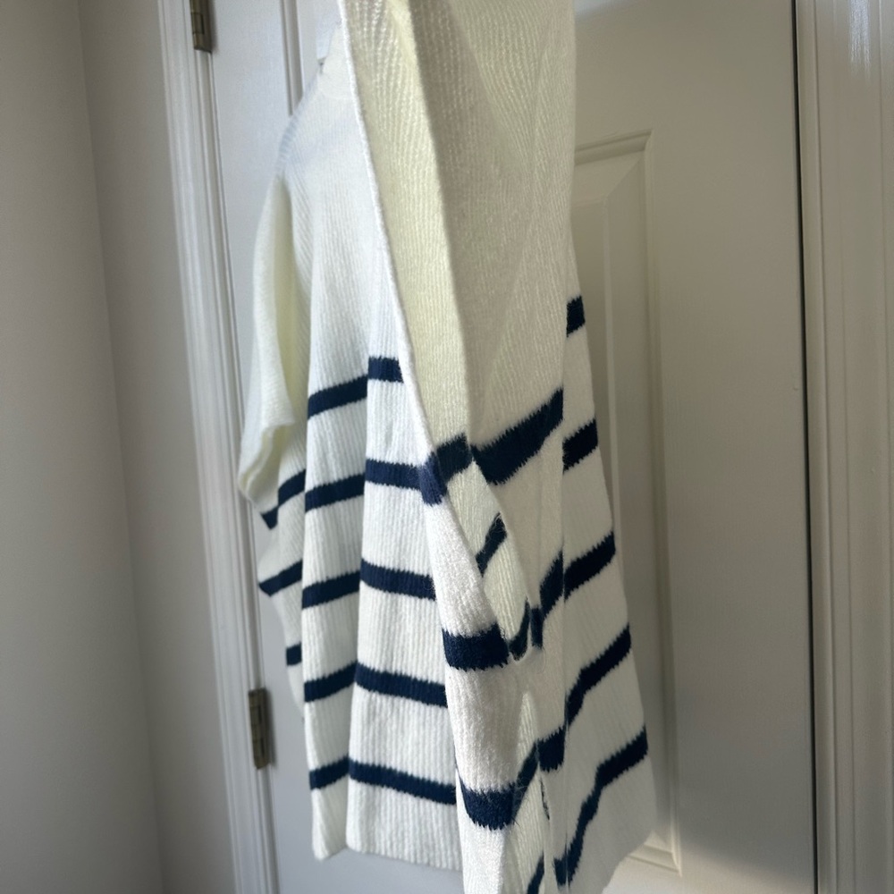 Loft Striped Knit Wrap Size XS/S - Picture 4 of 5